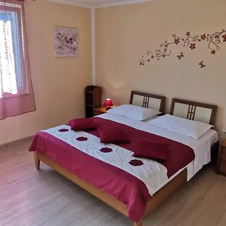 Apartment Nadica Fazana