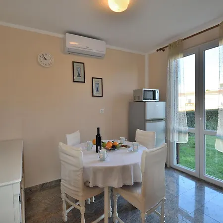 Nadica Apartamento